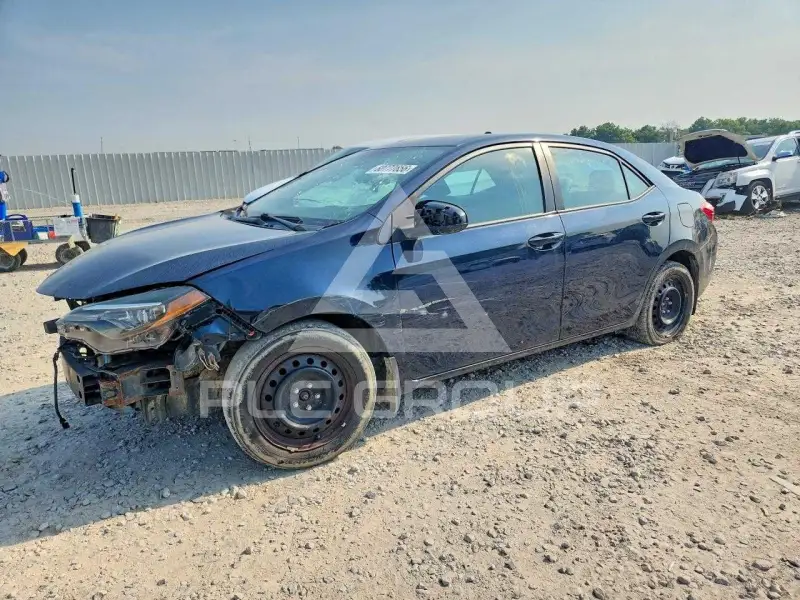 2019 Toyota COROLLA фото