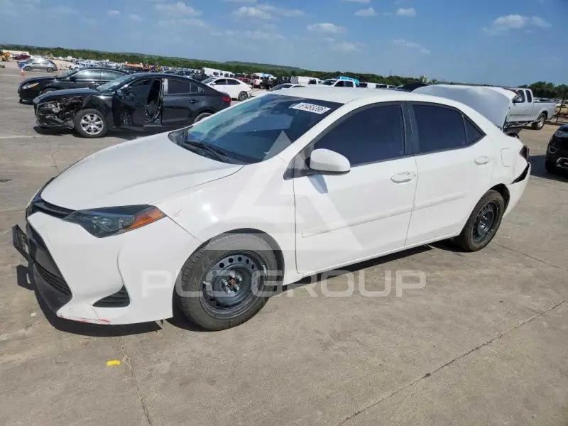 2019 Toyota COROLLA фото