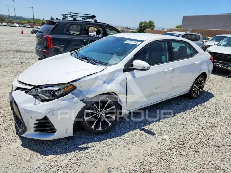 2019 Toyota COROLLA фото