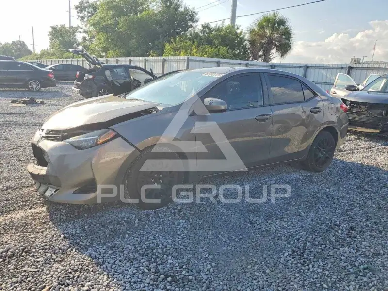 2019 Toyota COROLLA фото