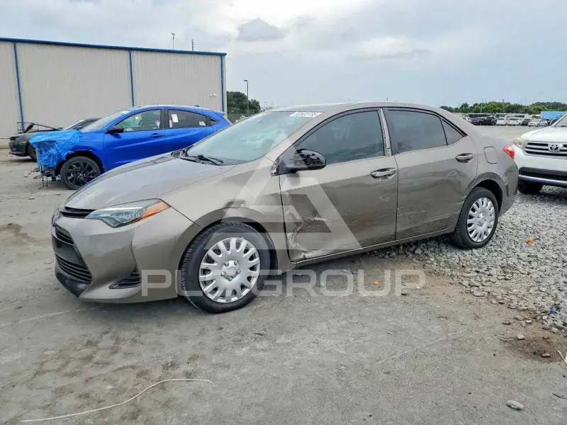 2019 Toyota COROLLA фото