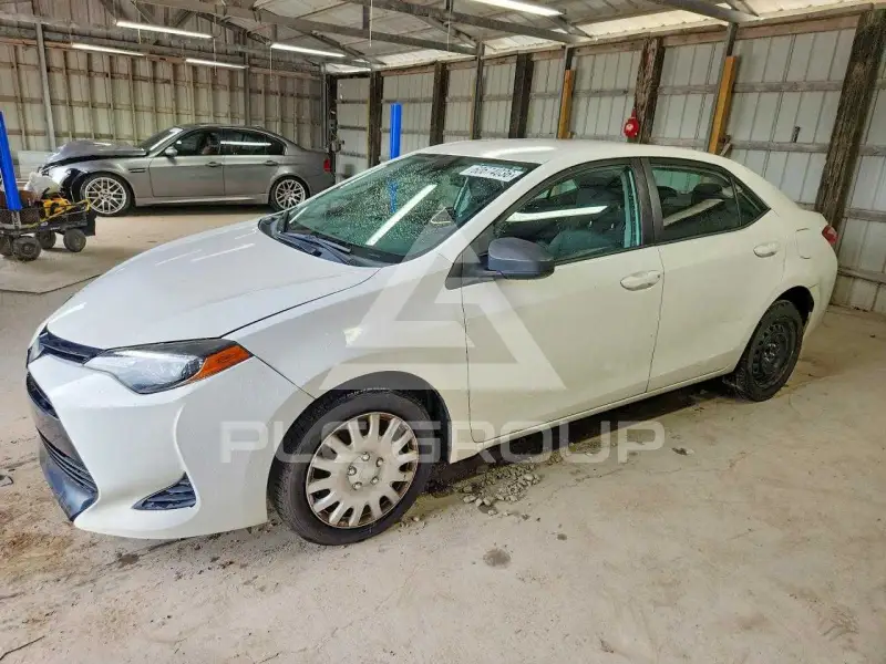 2019 Toyota COROLLA фото