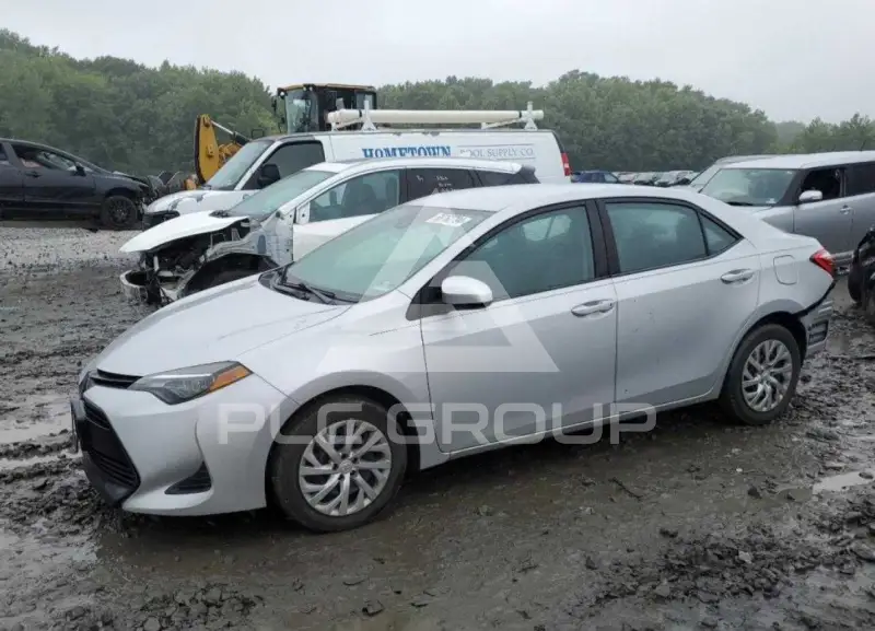 2019 Toyota COROLLA фото