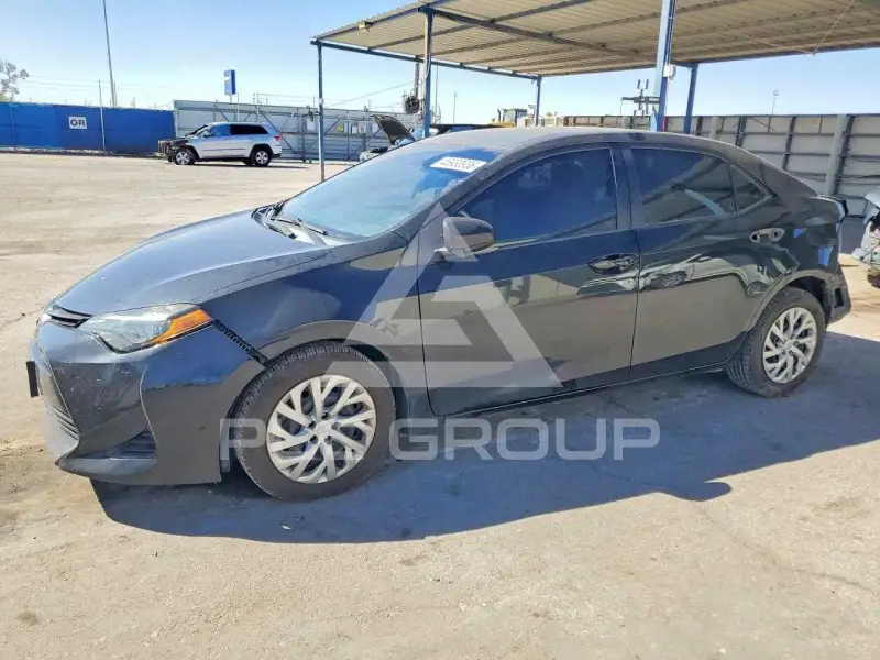 2019 Toyota COROLLA фото