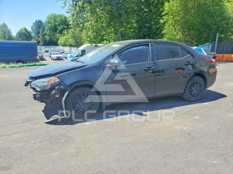 2019 Toyota COROLLA фото