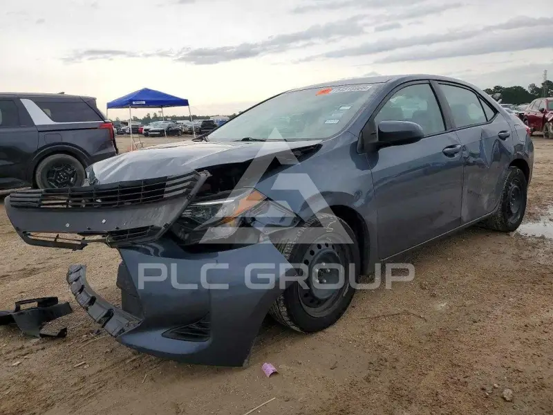 2019 Toyota COROLLA фото