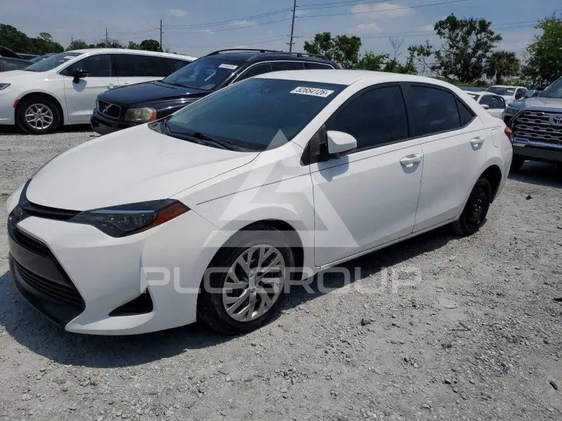 2019 Toyota COROLLA фото