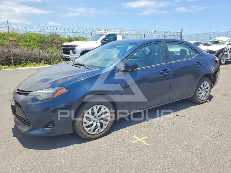 2019 Toyota COROLLA фото