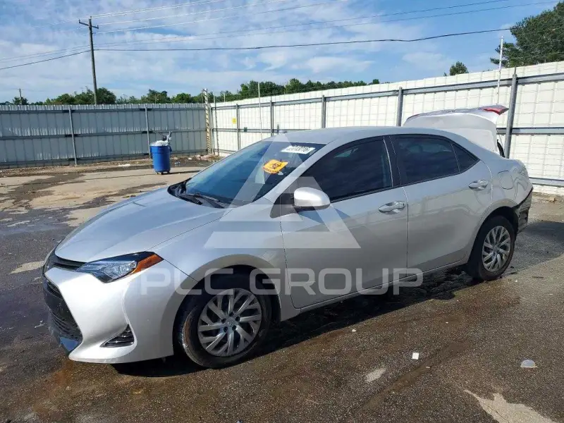 2019 Toyota COROLLA фото