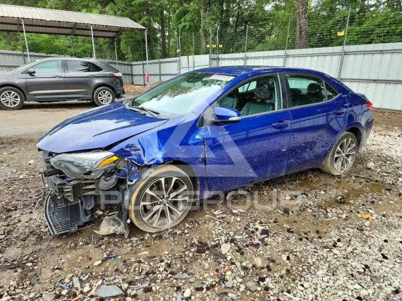 2019 Toyota COROLLA фото