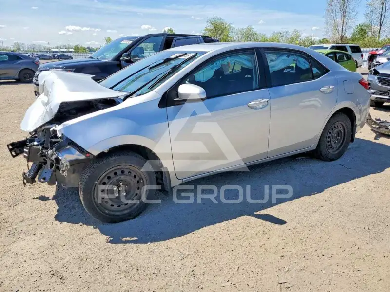 2019 Toyota COROLLA фото