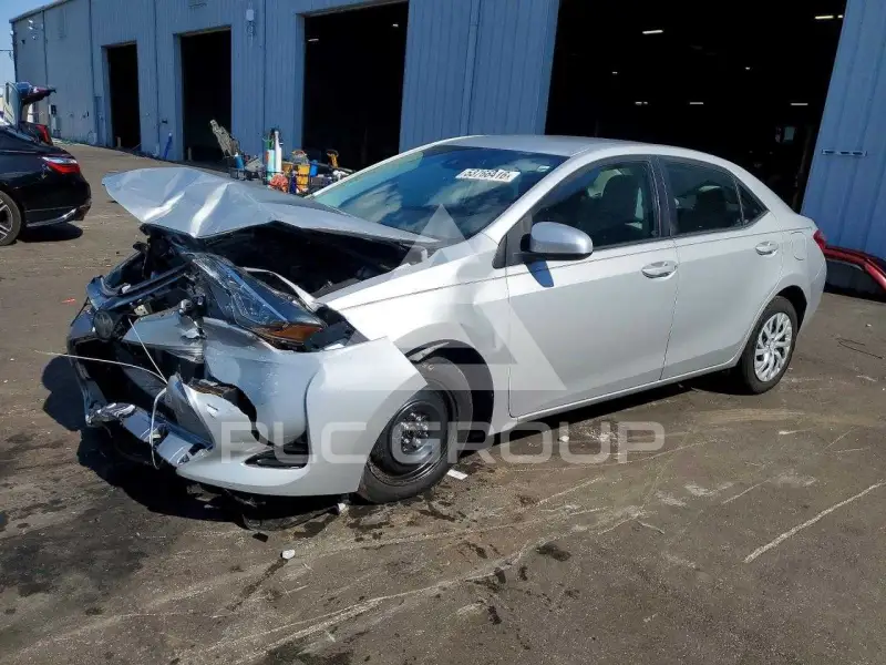 2019 Toyota COROLLA фото