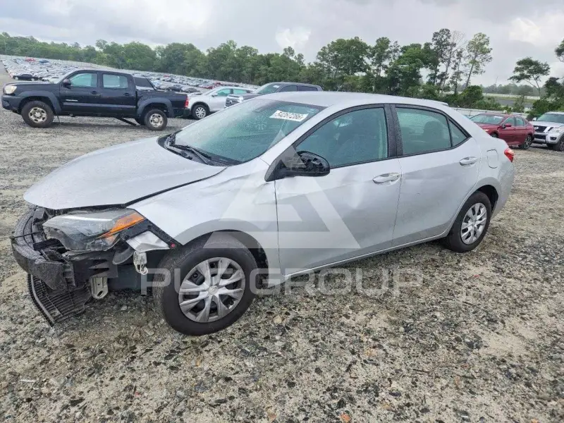 2019 Toyota COROLLA фото
