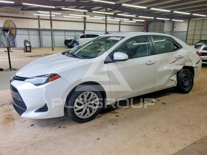 2019 Toyota COROLLA фото