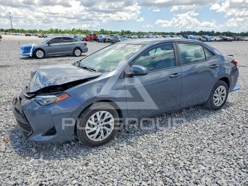 2019 Toyota COROLLA фото