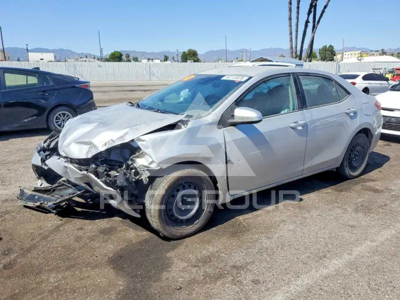 2019 Toyota COROLLA фото