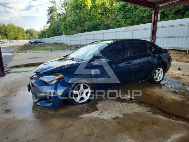 2019 Toyota COROLLA фото
