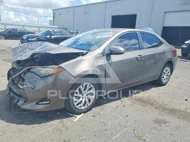 2019 Toyota COROLLA фото