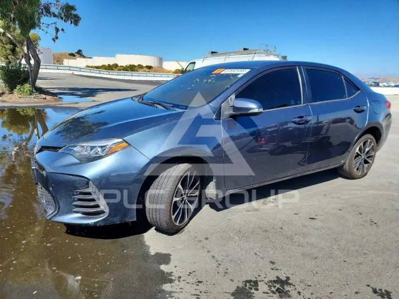 2019 Toyota COROLLA фото