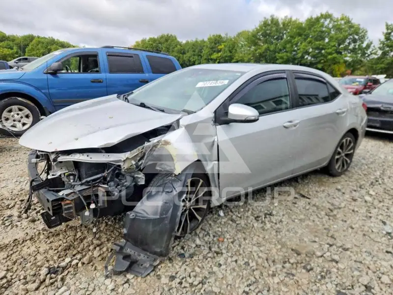 2019 Toyota COROLLA фото