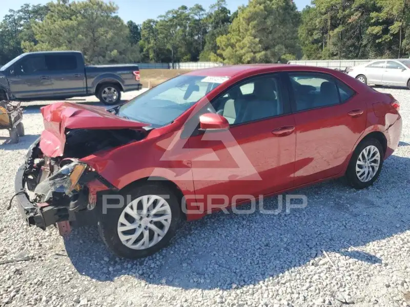 2019 Toyota COROLLA фото