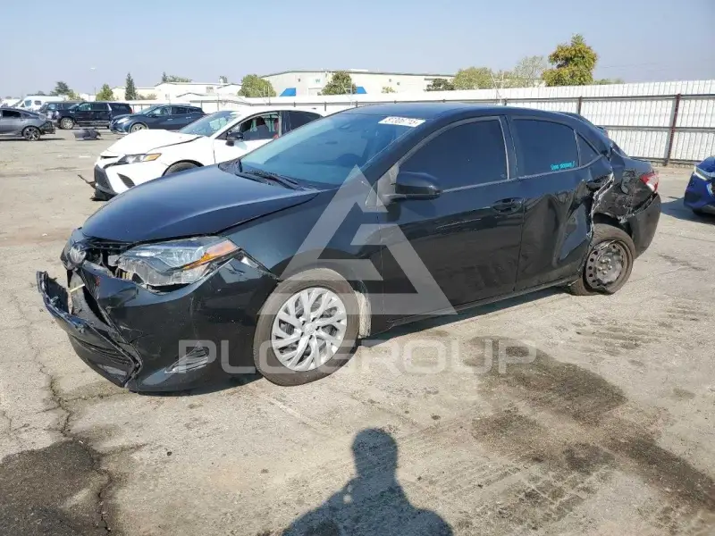 2019 Toyota COROLLA фото