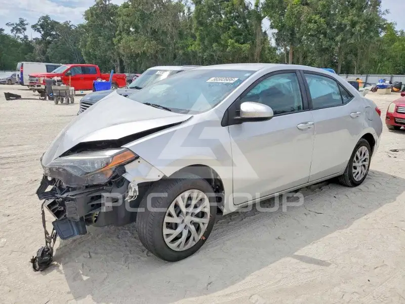 2019 Toyota COROLLA фото