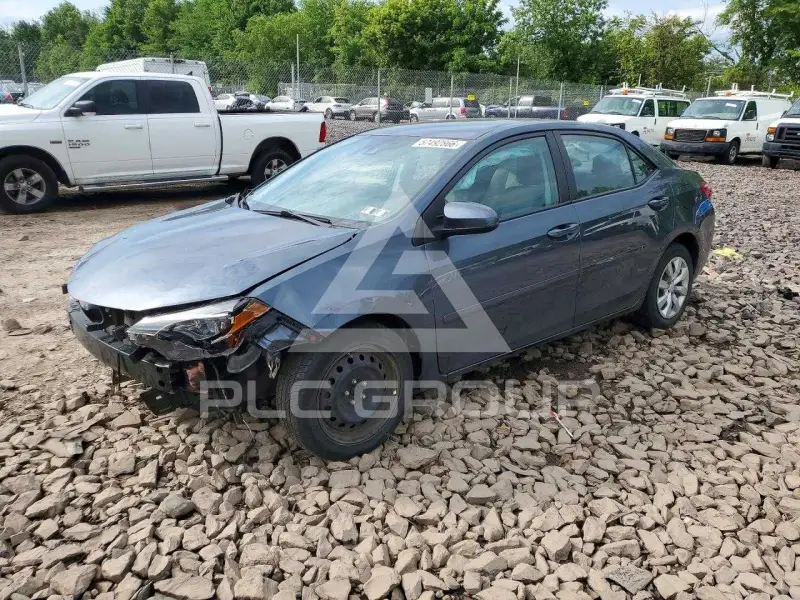 2019 Toyota COROLLA фото