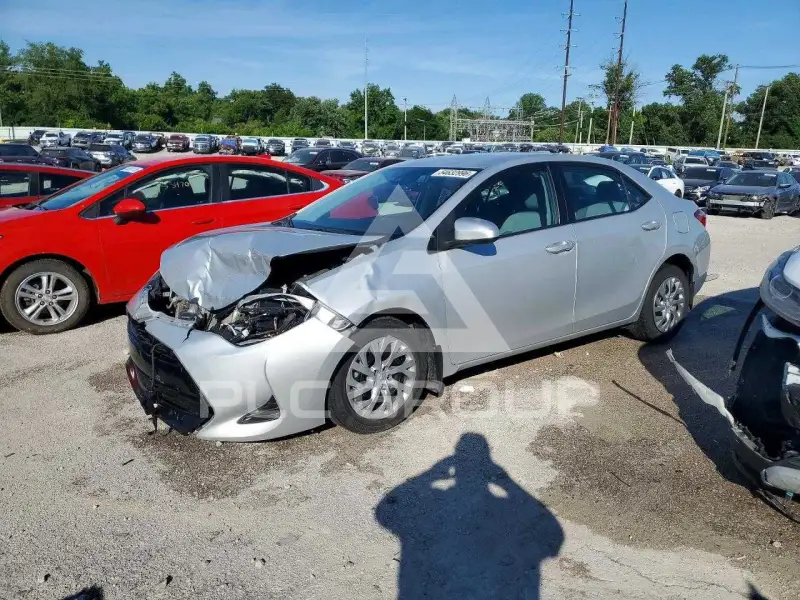 2019 Toyota COROLLA фото