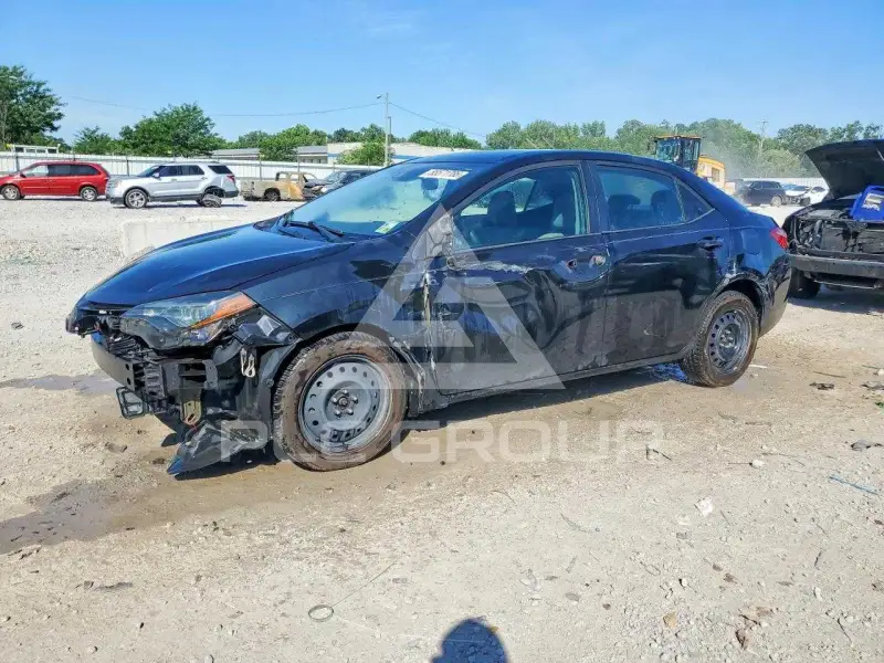 2019 Toyota COROLLA фото