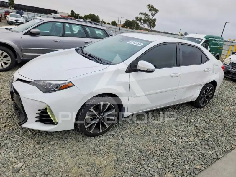 2019 Toyota COROLLA фото
