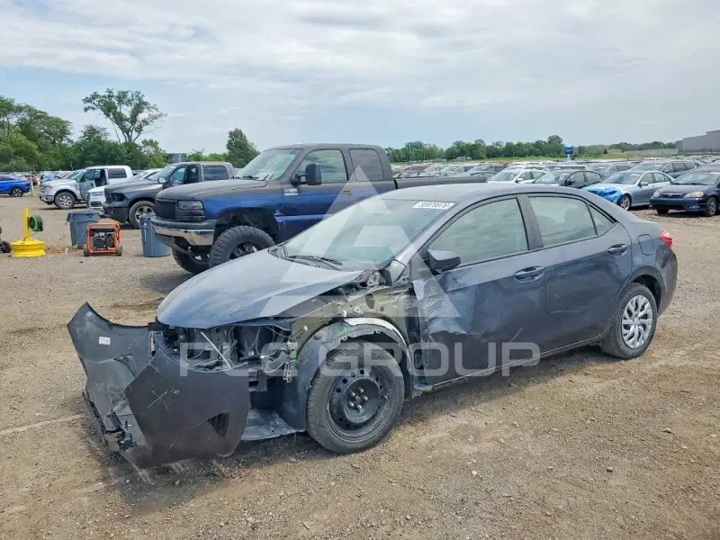 2019 Toyota COROLLA фото