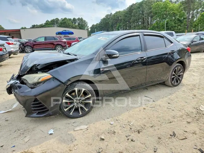 2019 Toyota COROLLA фото