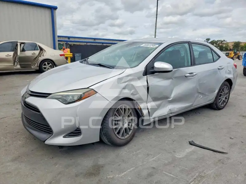2019 Toyota COROLLA фото