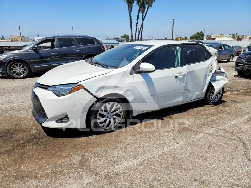 2019 Toyota COROLLA фото