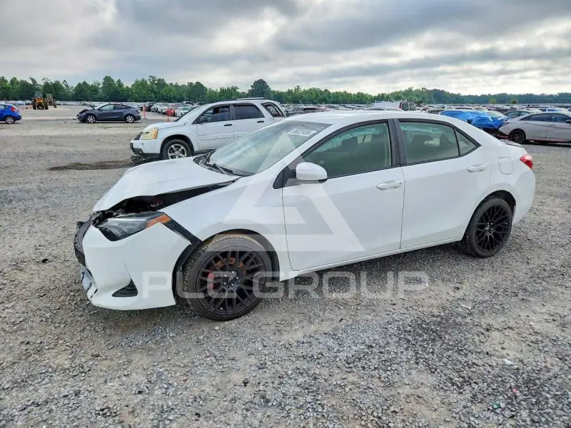 2019 Toyota COROLLA фото
