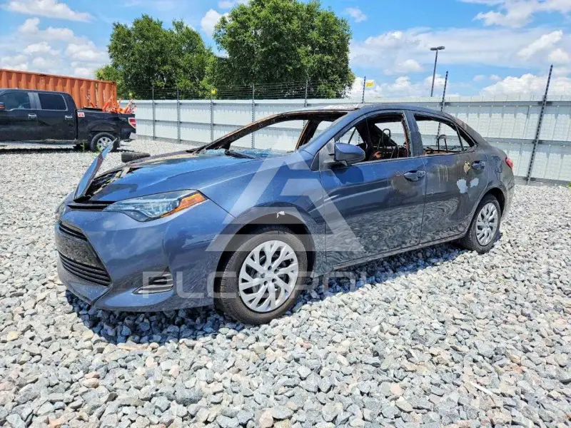 2019 Toyota COROLLA фото