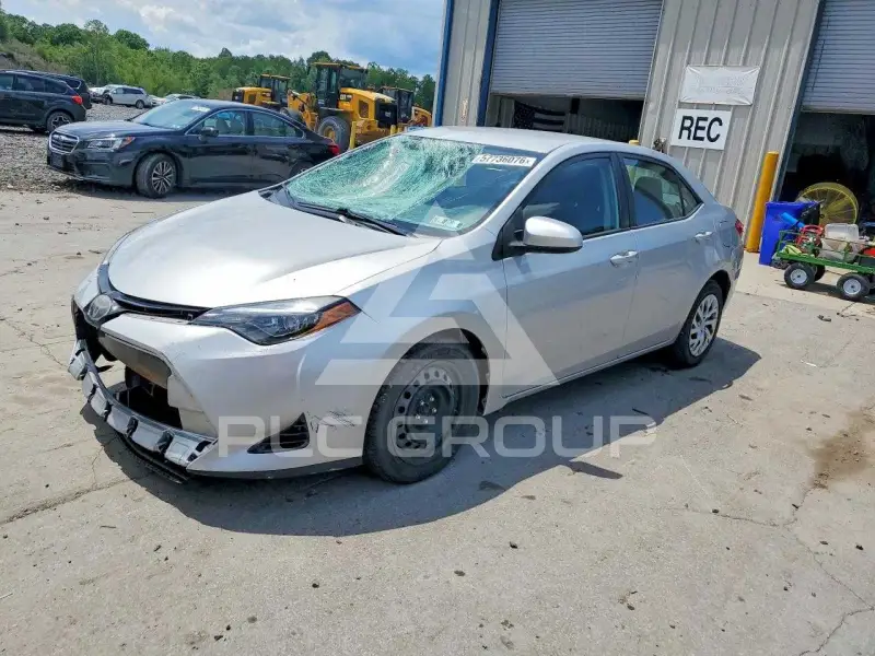 2019 Toyota COROLLA фото
