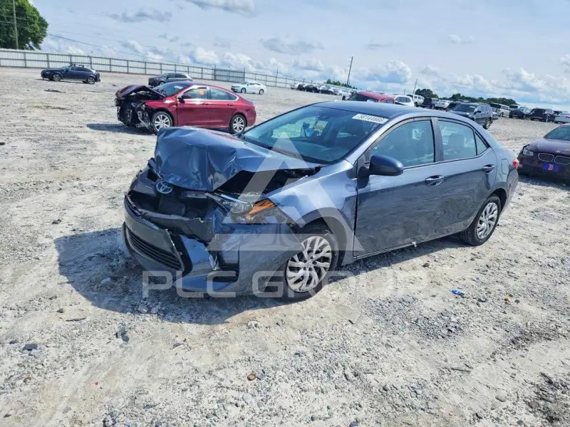 2019 Toyota COROLLA фото