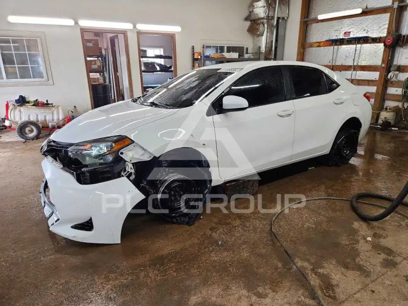 2019 Toyota COROLLA фото