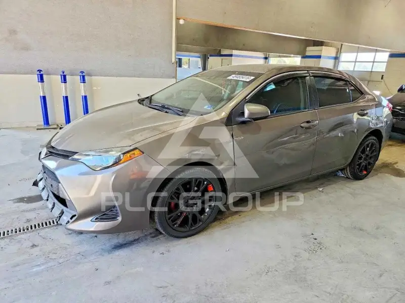 2019 Toyota COROLLA фото