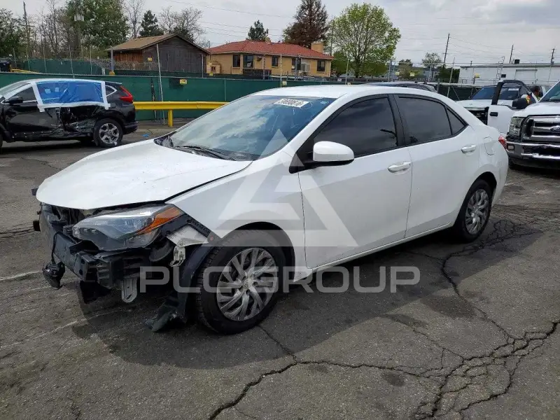 2019 Toyota COROLLA фото