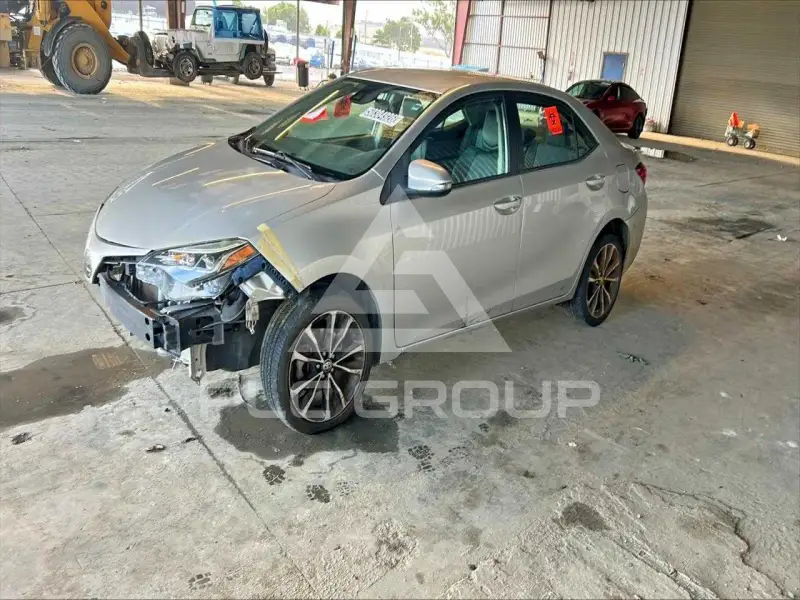2019 Toyota COROLLA фото