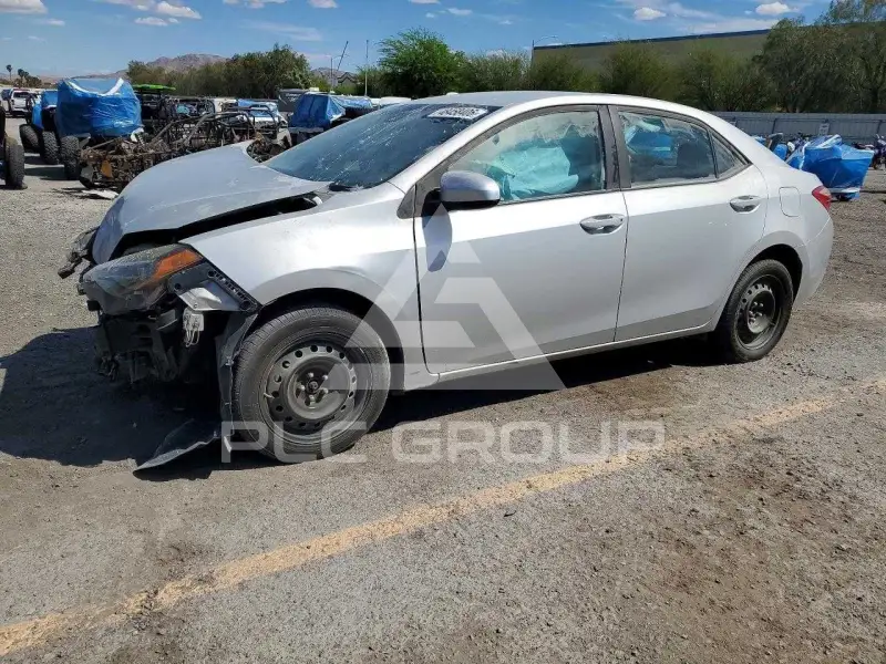 2019 Toyota COROLLA фото