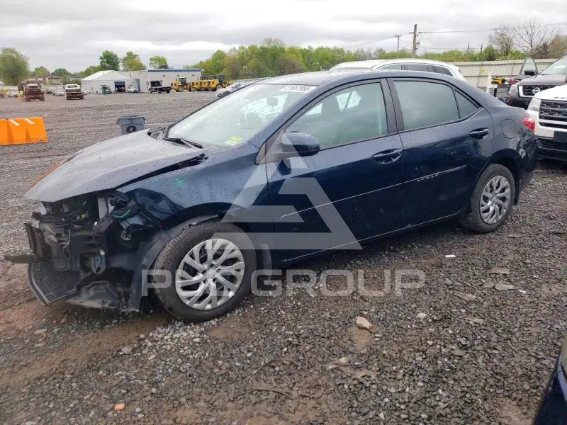 2019 Toyota COROLLA фото
