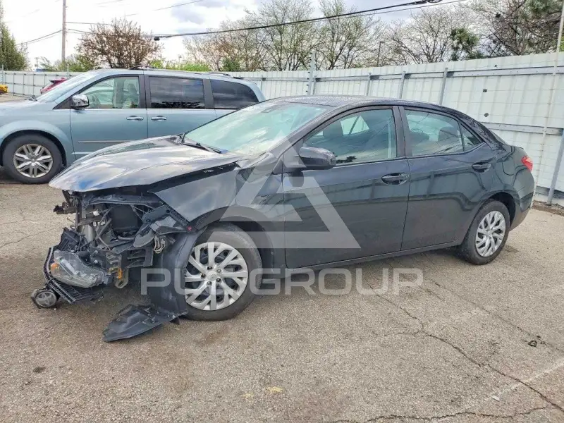 2019 Toyota COROLLA фото