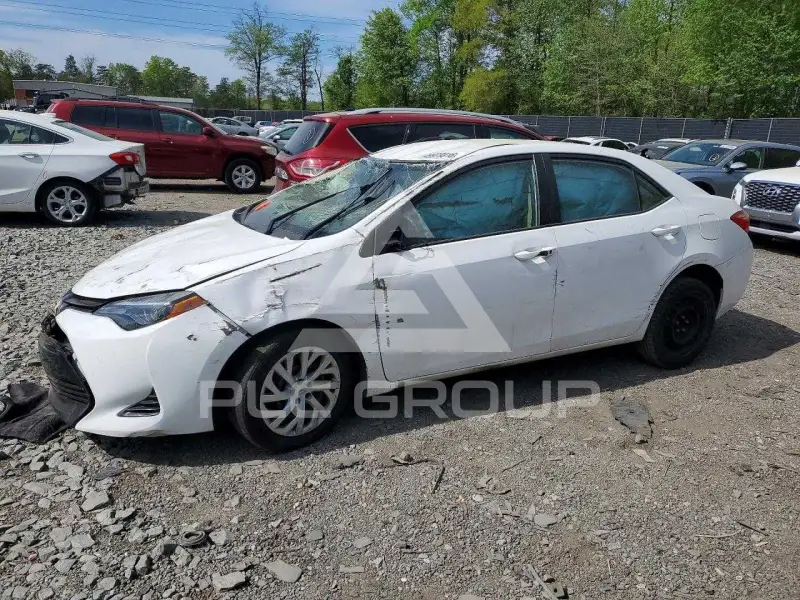 2019 Toyota COROLLA фото