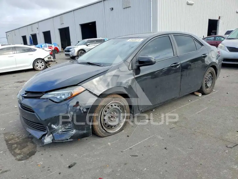 2019 Toyota COROLLA фото