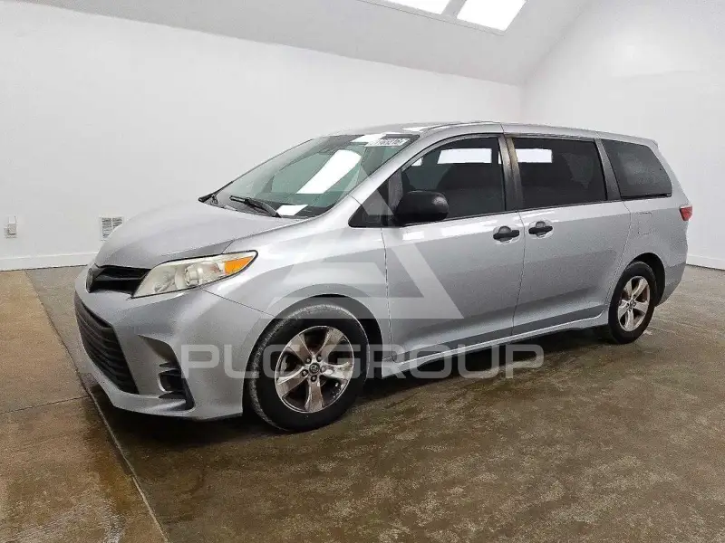 2019 Toyota SIENNA фото