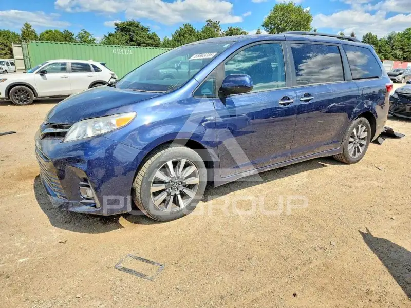 2019 Toyota SIENNA фото